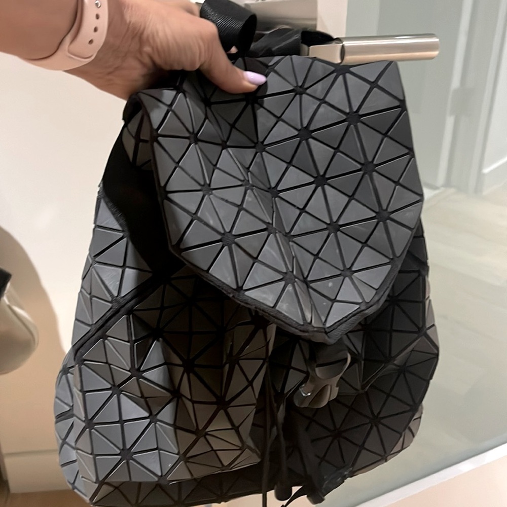 Back pack in almost brand new condition. Used twice and kept it very very clean